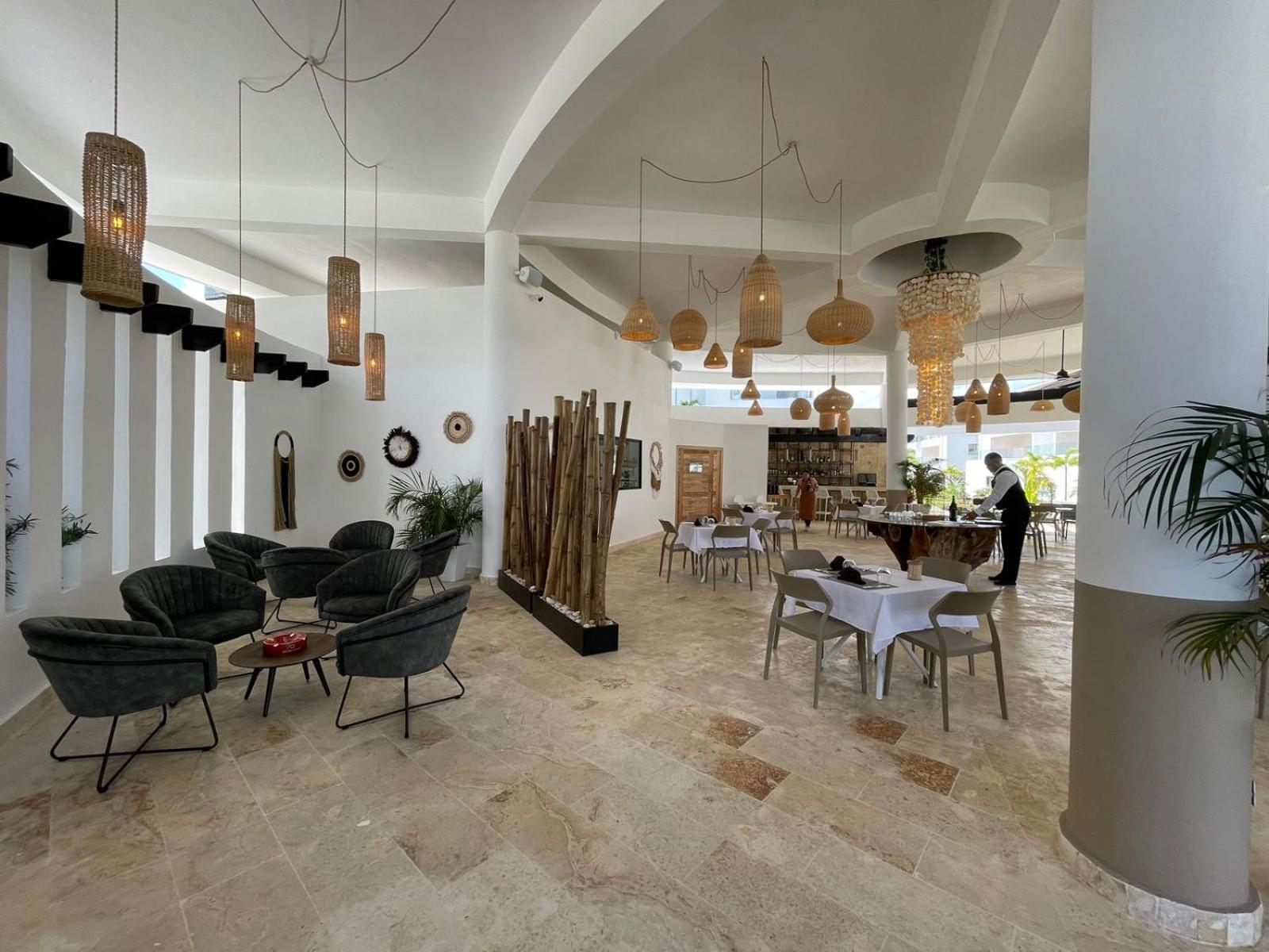 Amar'E Apartahotel Лас Теренас Екстериор снимка